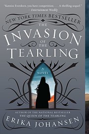 Front cover of The invasion of the Tearling by Erika Johansen