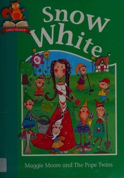 Cover of Snow White by Maggie Moore