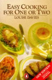 Front cover of Easy Cooking for One or Two by Louise Davies