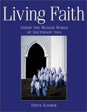 Front cover of Living Faith by Steve Raymer