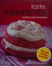 Front cover of Whoopie pies, cookies and macaroons by StockFood (Firm)