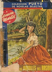 Front cover of Bajo los árboles del bosque by Carmen Martel