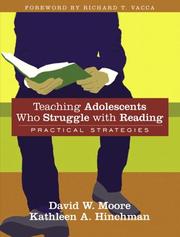 Front cover of Teaching adolescents who struggle with reading by David W. Moore
