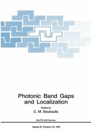Front cover of Photonic band gaps and localization by C. M. Soukoulis