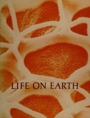 Front cover of Life on earth by Edward Osborne Wilson