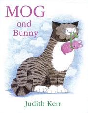 Front cover of Mog and Bunny (Mog the Cat Books) by Judith Kerr
