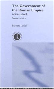 Front cover of The government of the Roman Empire by Barbara Levick