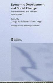 Front cover of Economic development and social change by Gianni Vaggi