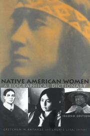 Front cover of Native American Women by Gretchen M. Bataille