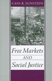 Front cover of Free markets and social justice by Cass R. Sunstein