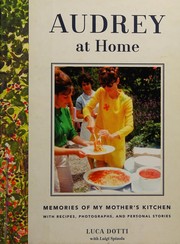 Front cover of Audrey at home by Luca Dotti