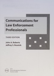 Front cover of Communications for law enforcement professionals by John Roberts