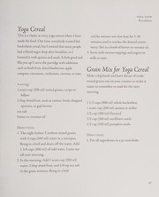 Front cover of Yoga food by Anna Gidgård
