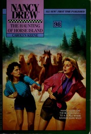 Front cover of The haunting of Horse Island by Carolyn Keene