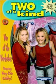 Front cover of War of the Wardrobes by Megan Stine