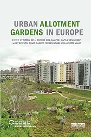 Front cover of Urban Allotment Gardens in Europe by Simon Bell