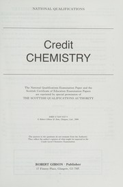 Front cover of Standard Grade Credit Chemistry (National Qualifications) by Robert Gibson