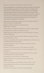 Front cover of Living Sharia by Timothy P. Daniels