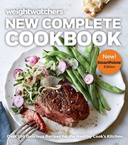 Front cover of Weight Watchers New Complete Cookbook, SmartPoints Edition by Weight Weight Watchers