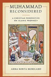 Front cover of Muhammad Reconsidered by Anna Bonta Moreland