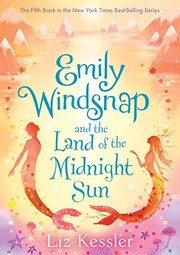 Front cover of Emily Windsnap and the Land of the Midnight Sun by Liz Kessler