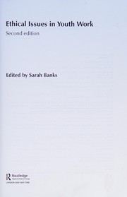 Front cover of Ethical issues in youth work by Sarah Banks