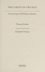 Front cover of The limits of the self by Thomas Pradeu