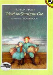 Front cover of Watch the Stars Come Out by Riki Levinson