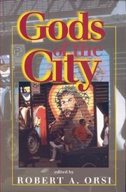 Front cover of Gods of the City by Robert A. Orsi