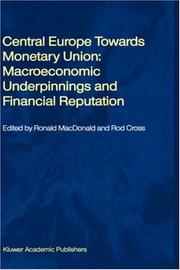 Front cover of Central Europe towards monetary union by Ronald MacDonald