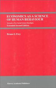 Front cover of Economics as a science of human behaviour by Bruno S. Frey