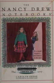 Front cover of The black velvet mystery by Carolyn Keene