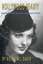 Front cover of Hollywood Beauty by Ronald L. Davis