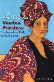 Front cover of A New Orleans Voudou Priestess by Carolyn Morrow Long