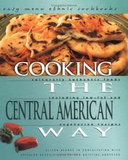 Front cover of Cooking the Central American way by Alison Behnke