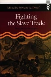 Front cover of Fighting the Slave Trade by Sylviane A. Diouf