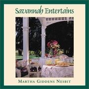 Front cover of Savannah entertains by Martha Giddens Nesbit