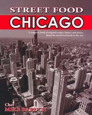 Front cover of Street Food Chicago by Michael J. Baruch