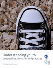 Front cover of Understanding Youth by Mary Jane Kehily
