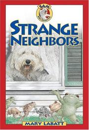 Front cover of Strange Neighbors (SAM: Dog Detective) by Mary Labatt