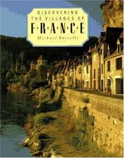 Front cover of Discovering the villages of France by Michael Busselle