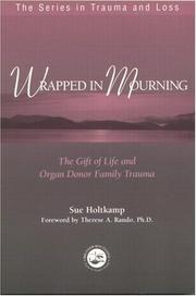 Cover of Wrapped in mourning by Sue Holtkamp