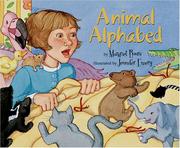 Front cover of Animal alphabet by Margriet Ruurs