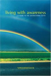 Front cover of Living With Awareness by Sangharakshita