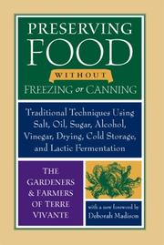 Front cover of Preserving Food without Freezing or Canning by The Gardeners and Farmers of Centre Terre Vivante