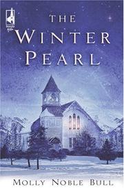 Front cover of The Winter Pearl by Molly Noble Bull