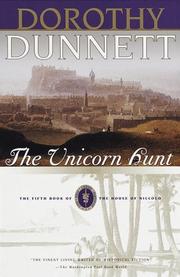 Front cover of The unicorn hunt by Dorothy Dunnett