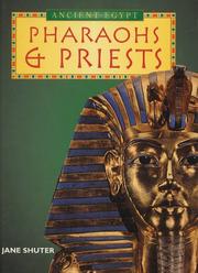 Front cover of Ancient Egyptians (Primary History Topic Books) by Jane Shuter