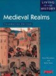 Cover of Medieval realms by Fiona Reynoldson
