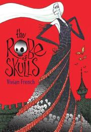 Front cover of The Robe of Skulls by Vivian French